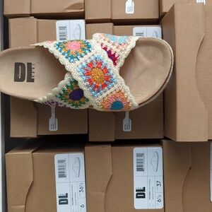 Chinese Laundry Multicolor Crochet Sandals